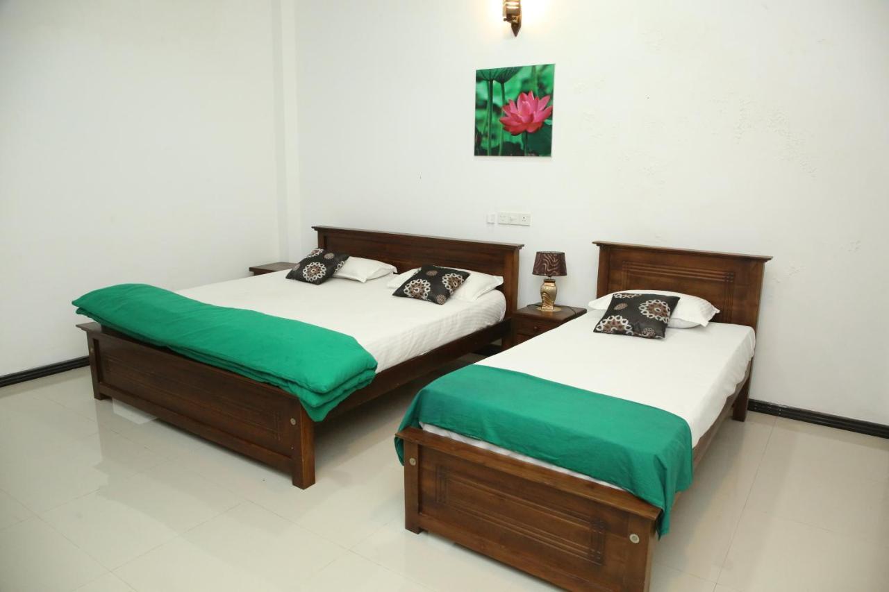 Lotus Dreams Guesthouse Weligama Exterior photo